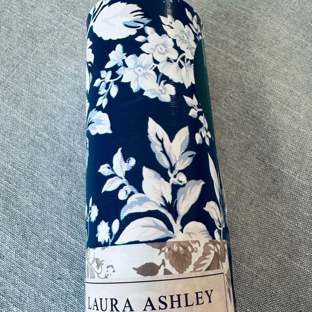 Laura Ashley Navy Blue White Floral Botanical Goft Wrap Wrapping Paper Roll - Picture 2 of 5